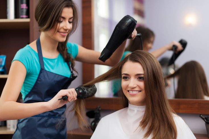 Best Hair Styling Salon in Kochi for Ladies